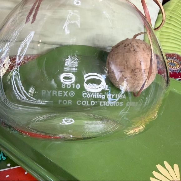 Pyrex Decanter With Cork - Picture 5 of 6